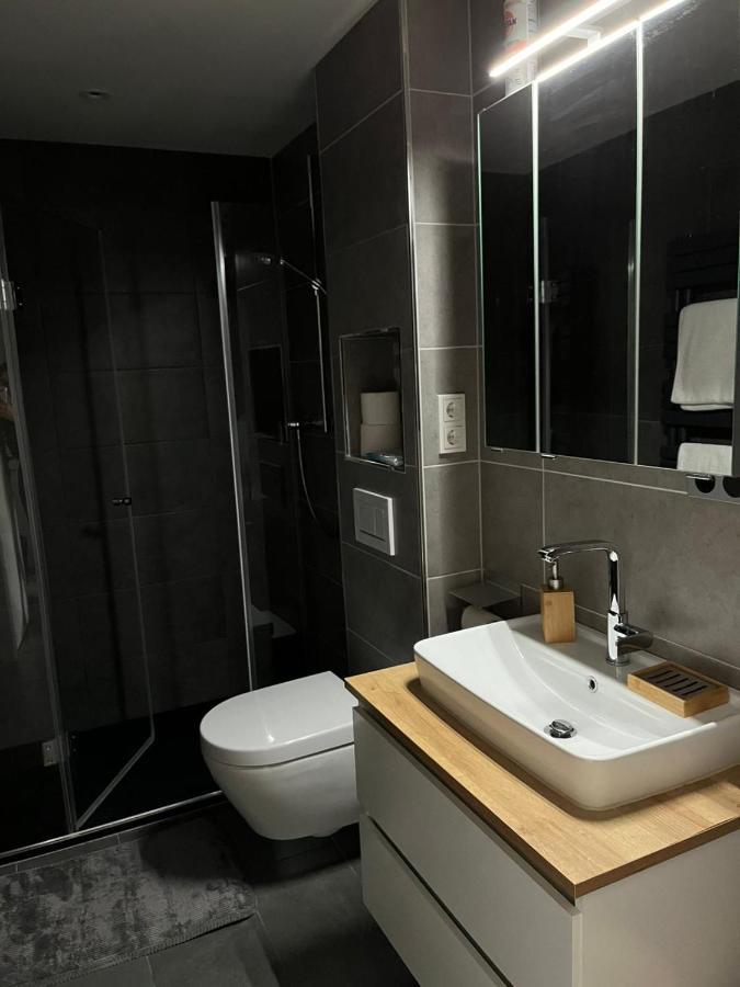 Moderne, Ruhige Ferienwohnung , Ideal Zum Abschalten Hadamar Exterior foto