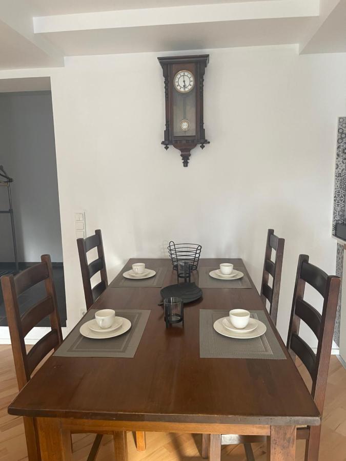Moderne, Ruhige Ferienwohnung , Ideal Zum Abschalten Hadamar Exterior foto